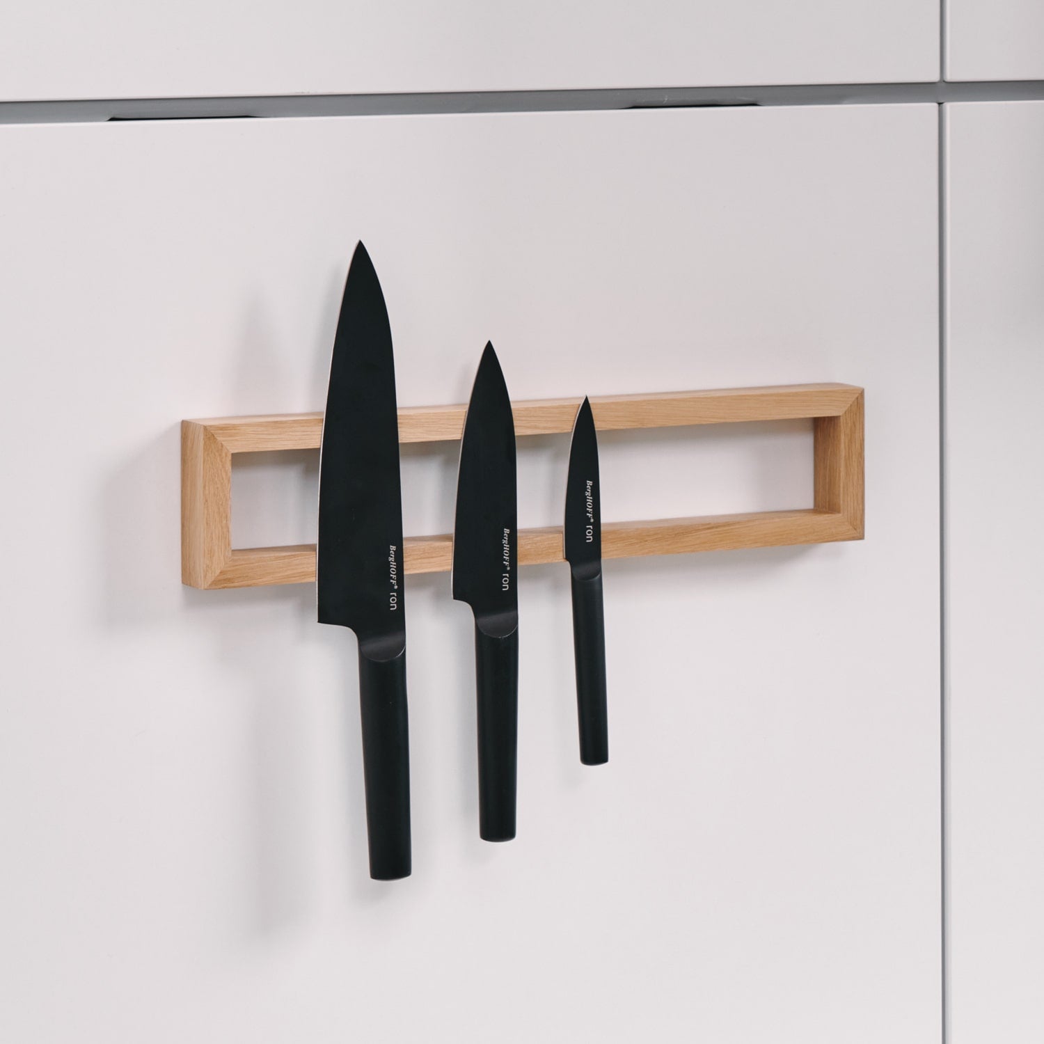 Magnetic knife holder Wall Rack